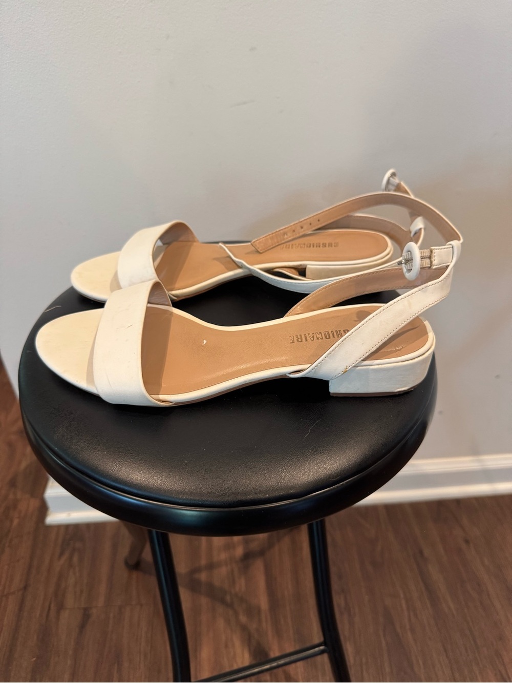 Cushionaire Women's White Slingback Low Heel Sandals size 10w